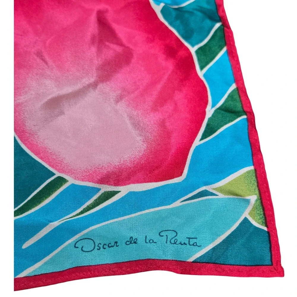 Women's Oscar de la Renta Large Silk Scarf Pink Turquoise Tropical Floral